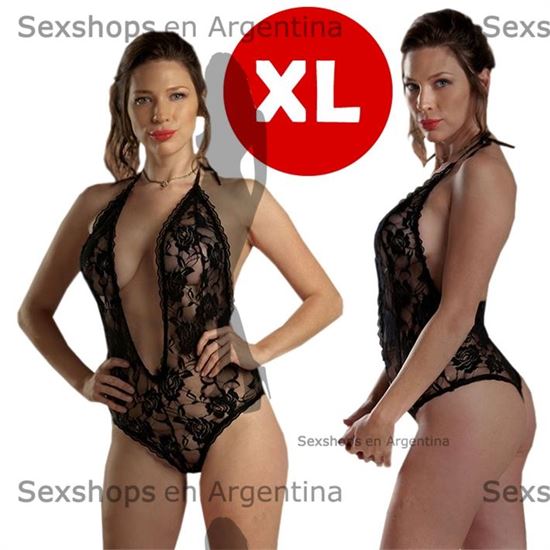 Body negro con escote amplio y transaprencias